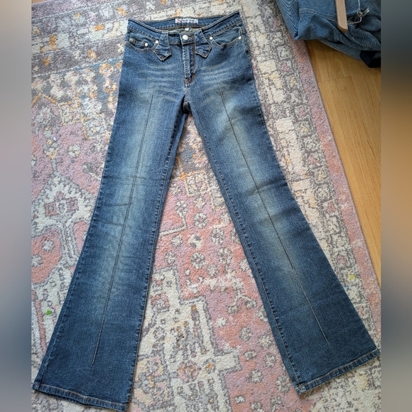 Santa Barbara Denim - Vintage Y2k Low Rise Flare Jeans 70s Inspired Size 3 14" Waist Stretch Faded